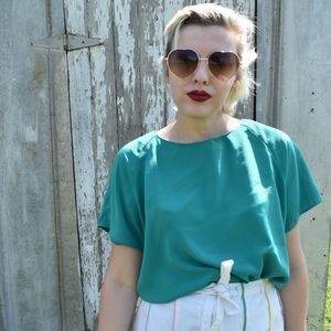 Vintage 

Dark teal blouse 